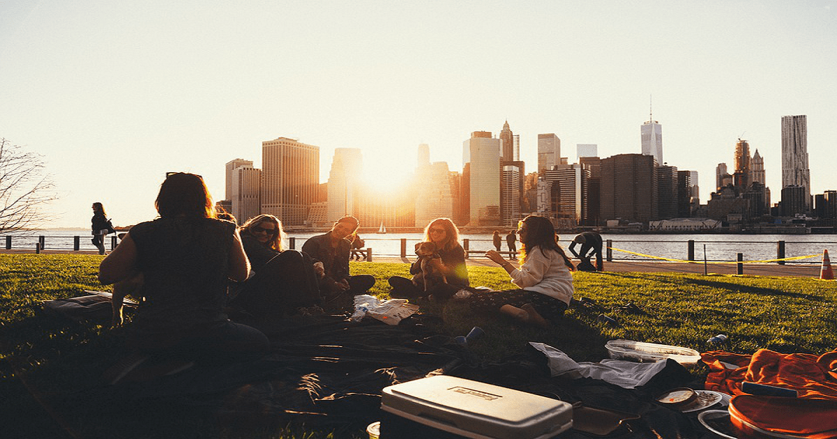3 Reasons Company Outings Are Essential for Keeping Employees Happy